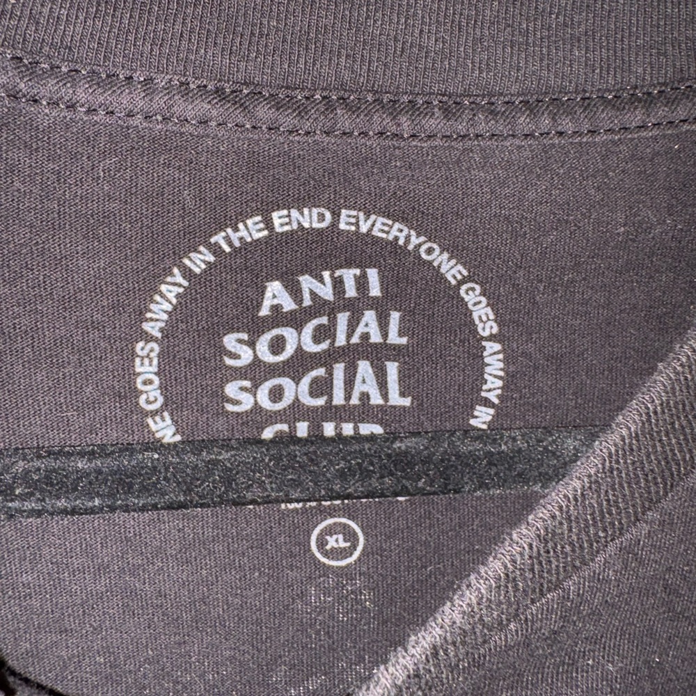 Anti Social Social Club kotch black cherry flower and butterfly graphic Tee XL - Picture 5 of 8